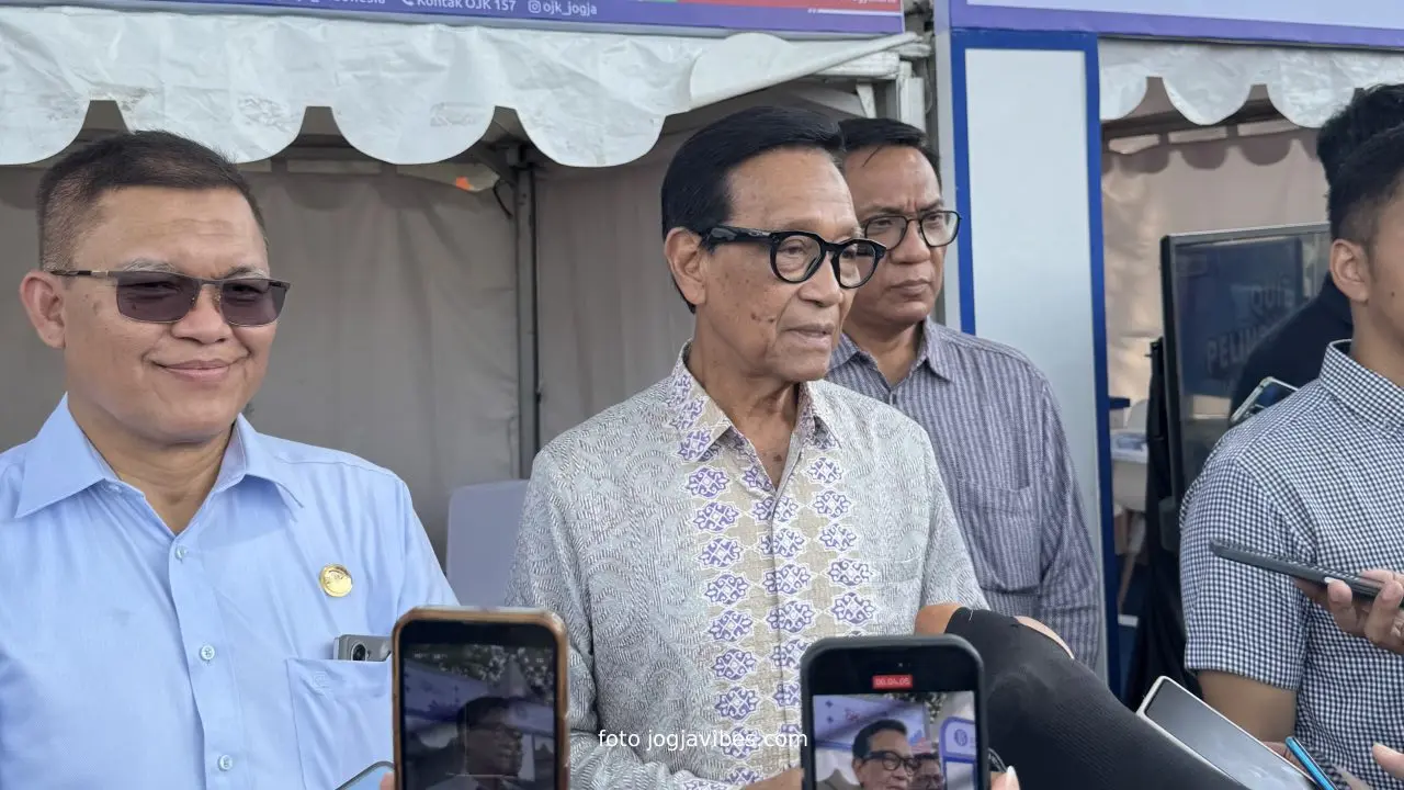 Gubernur DIY dan Kepala OJK meresmikan capaian inklusi keuangan Jogja yang tembus 98 persen